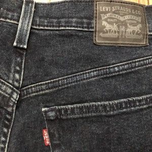 Vintage Levi’s Dark Wash Jeans Size 29 Women’s